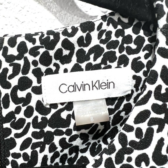 Calvin Klein Women's Tie-Waist Tulip-Sleeve Jumpsuit White Patterned Jumpsuit 8 - Picture 3 of 10